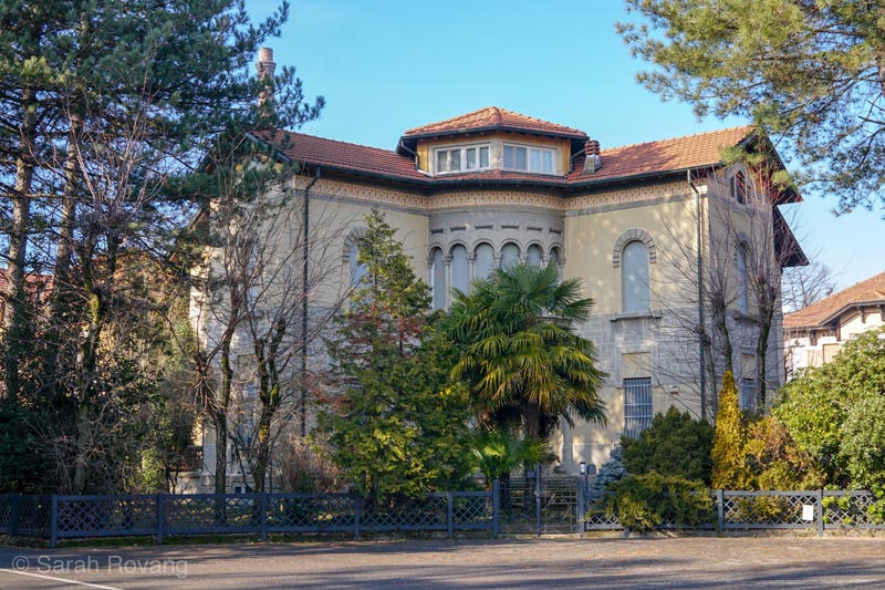 08-ExecutiveVilla