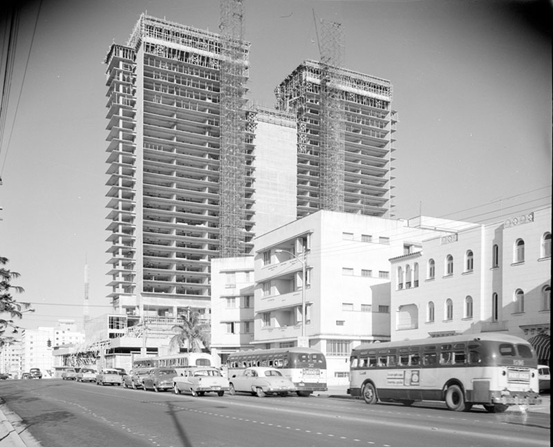 17_37493-1957-feb15-Habana-Hilton-en-construcci+¦n 17_37493-1957-feb15-Habana-Hilton-en-construcci+¦n