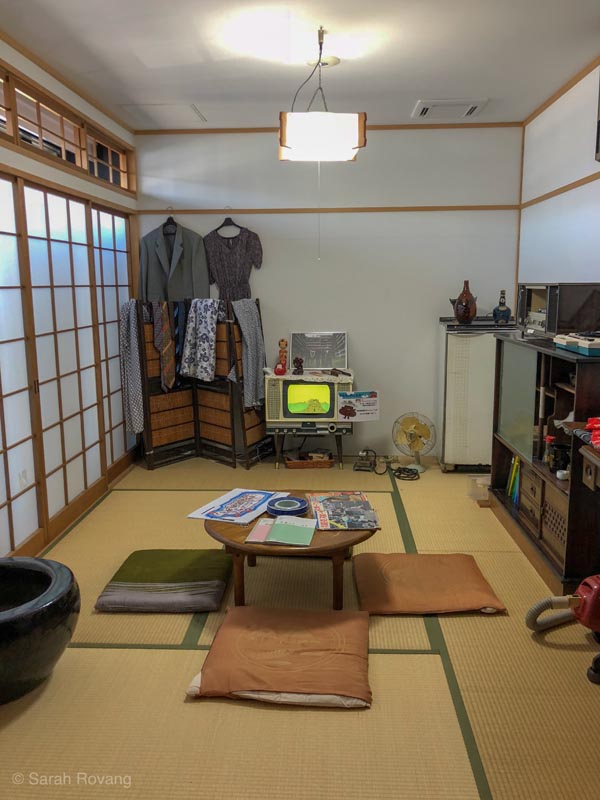20-HashimaLivingRoom 20-HashimaLivingRoom