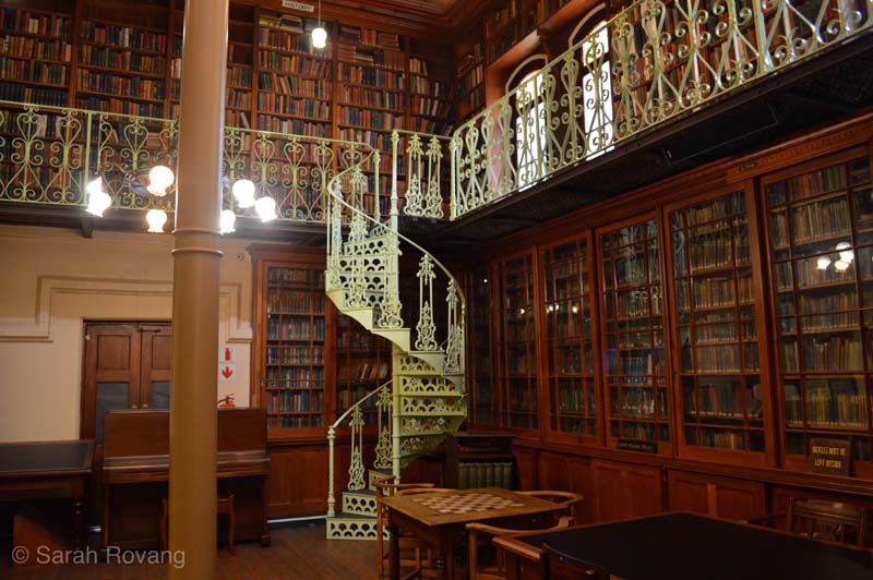 26KimberleyLibrary-staircase 26KimberleyLibrary-staircase