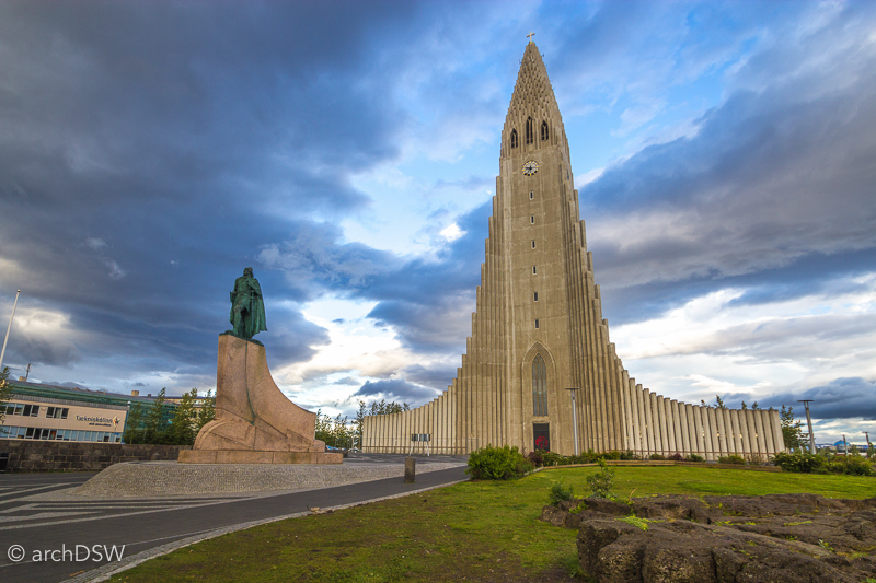 28_Hallgr+¡mskirkja-02