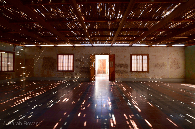 29-filteredlightballroom