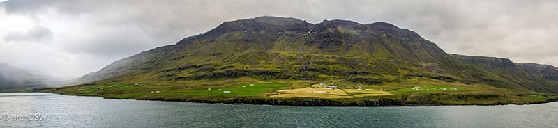 5_160906_T+¦rshavn-Sey+¦isfj+¦r+¦ur-ferry-04-Pano