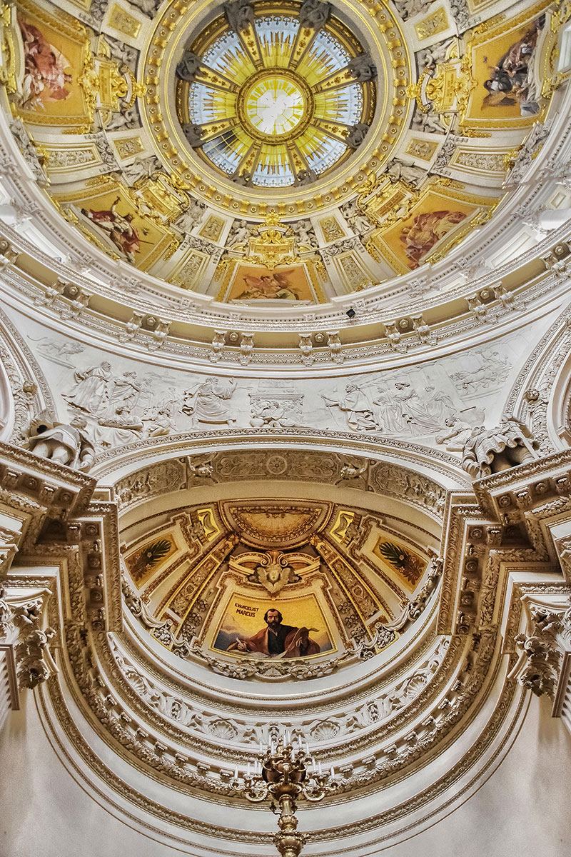 niche Berlin Cathedral