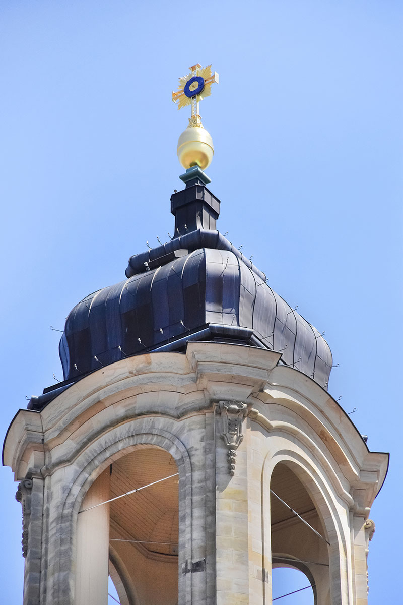 Fig.-38 cross Dresden Cathedral
