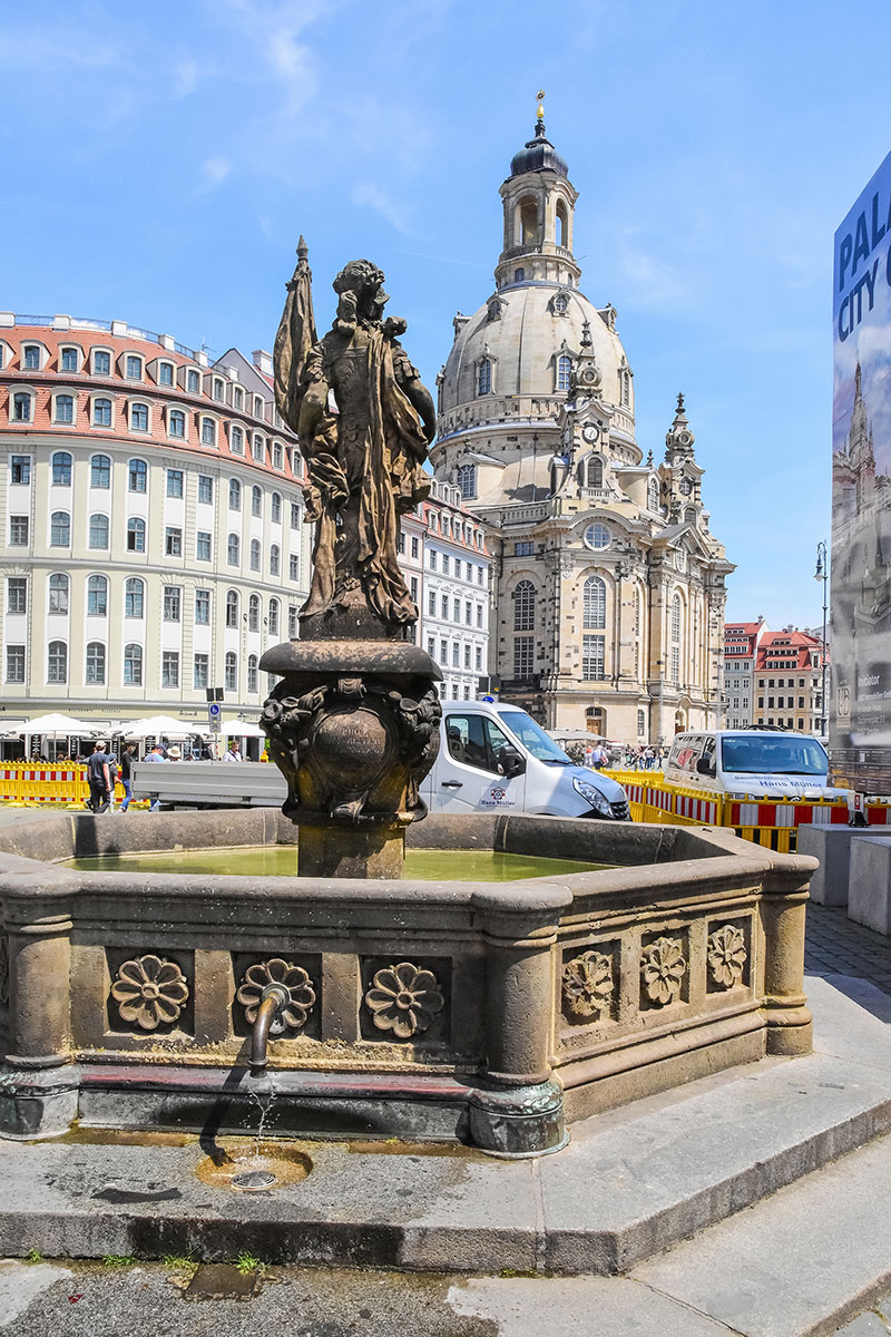 fountain Dresden