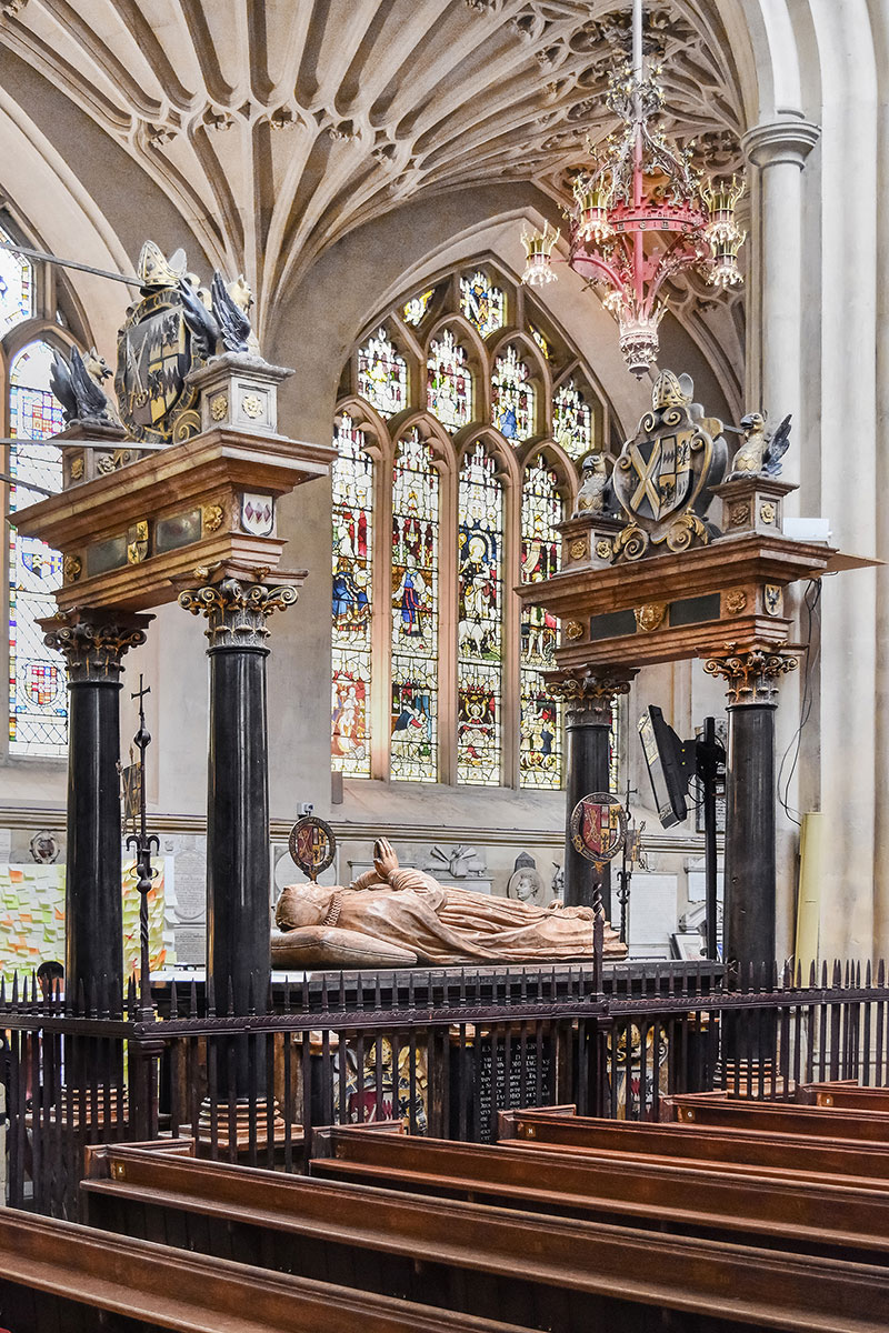 tomb of Bishop James Montagu