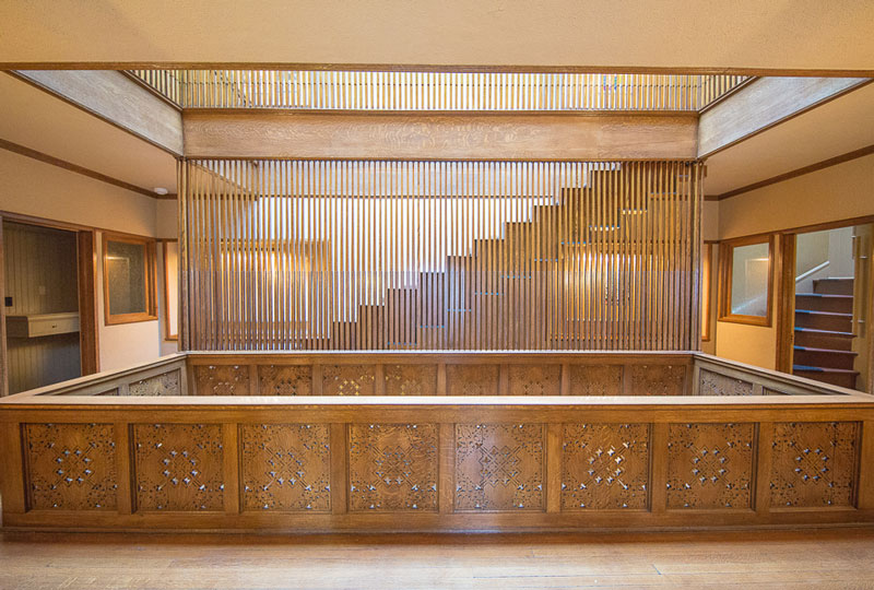 staircase screen on second floor