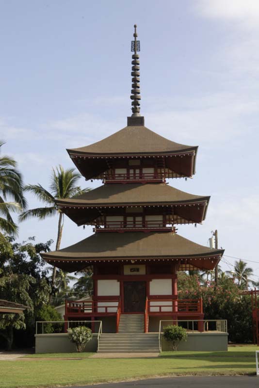 Lahaina Jodo Temple (credit Augie Salbosa)