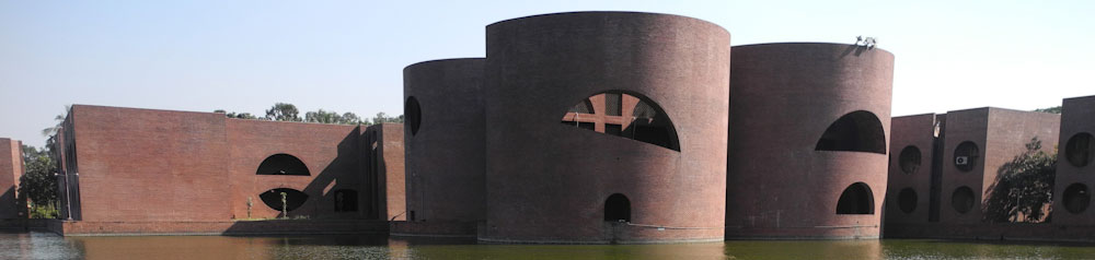 Jatiya-Sangshad-Bhabwan,-Louis-Kahn-(credit-Gretta-Tritch-Roman)