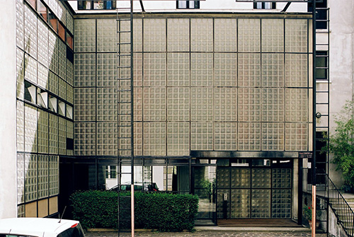 Maison de Verre exterior Maison de Verre