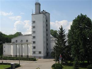Fig. 5 Edgar Norwerth, Central Institute of Physical Education, heating plant, Warsaw, 1928-30