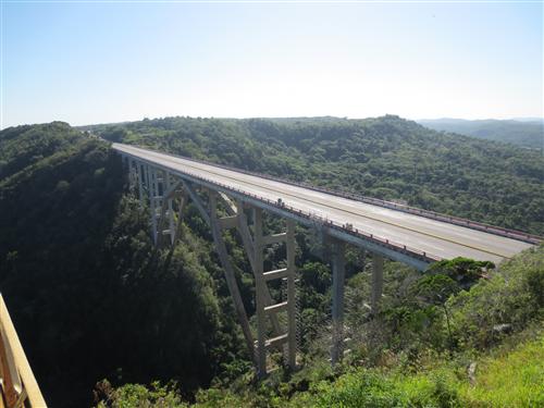 One of the bridges we crossed on the way to Matanzas