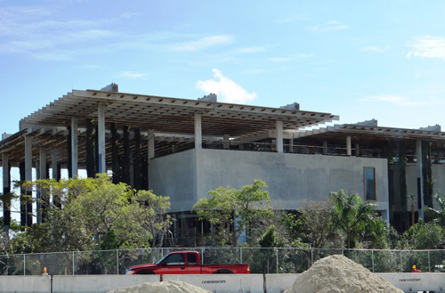 Figure 5- View from the highway, Perez Art Museum Miami. Architect: Herzog & de Meuron