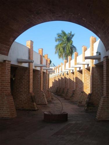 School of Plastic Arts--hallways